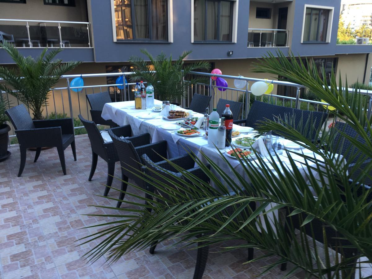 Tia Maria - Premium Hotel Pantai Sunny Bagian luar foto